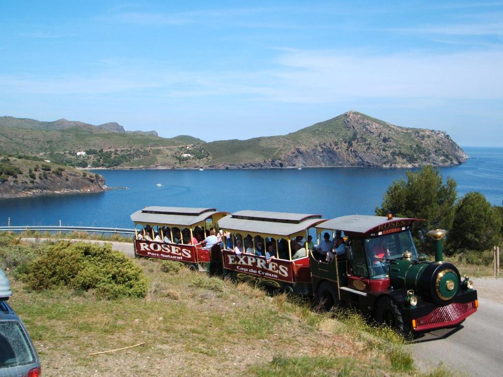 Hostal Puig Rom Ρόζες Εξωτερικό φωτογραφία